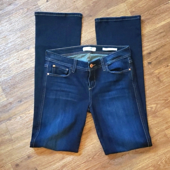 NWOT GUESS Low-Boot Cut - Picture 5 of 6